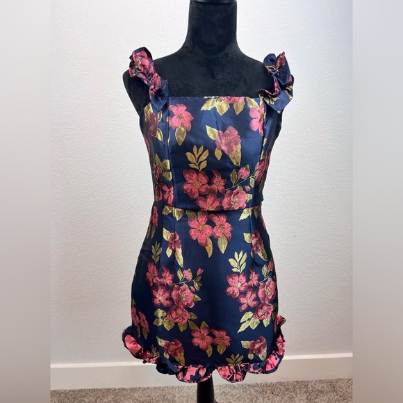 Lulus Dresses & Skirts - NWT: Lulu's Pop The Bottle Metallic Floral Jacquard Cocktail Mini Dress Size M